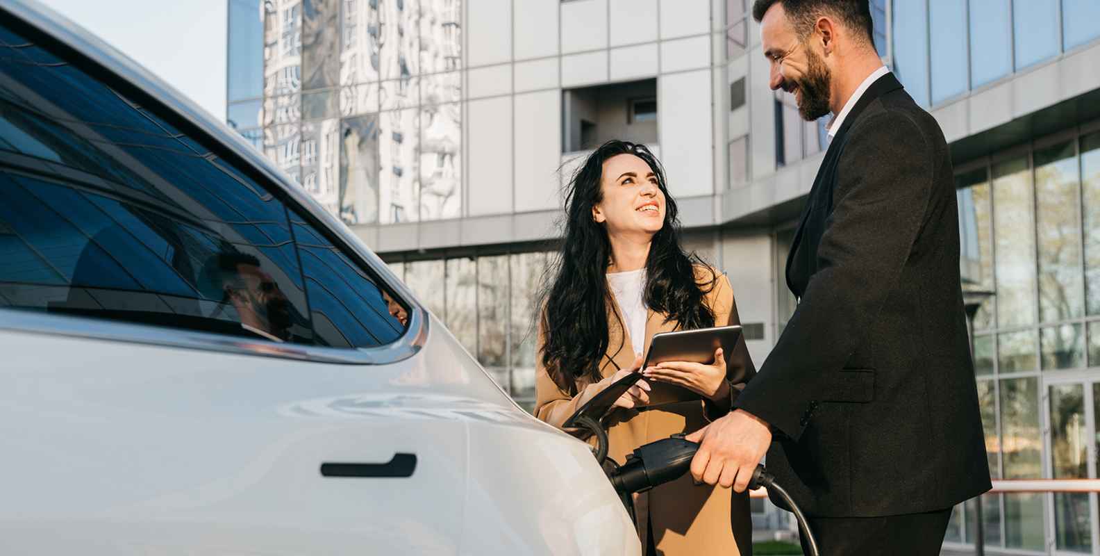 Conviene comprare l'auto elettrica? Pro e contro | Enel Energia