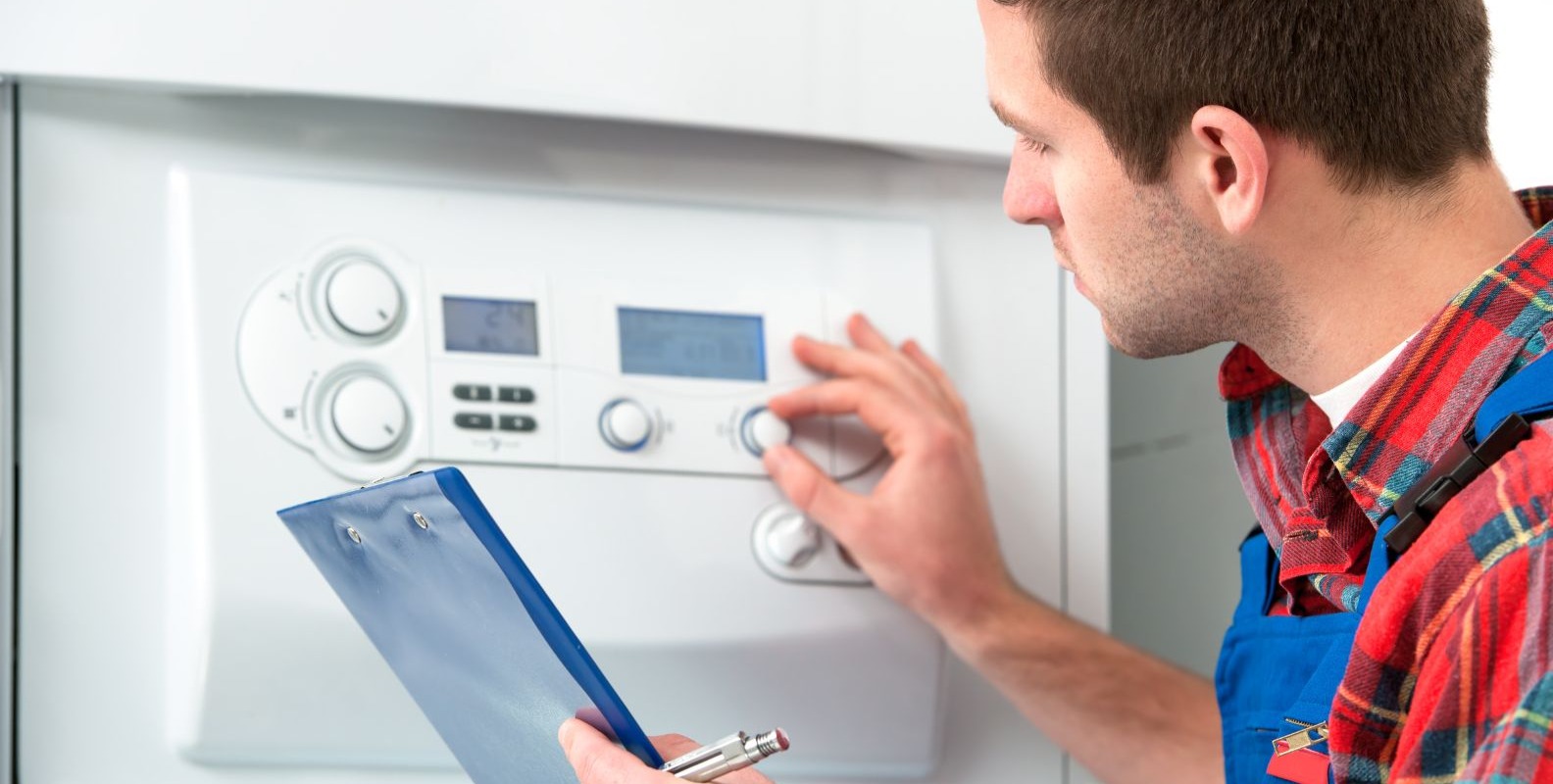 Revisione caldaia o Bollino Blu: ogni quanto va fatta? 