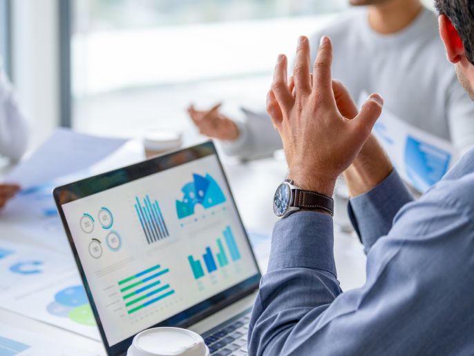 dashboard di business intelligence utilizzata per analizzare dati aziendali in tempo reale